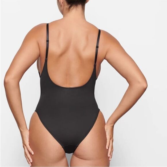 SKIMS scoop neck one piece NWT ONYX - Picture 2 of 10